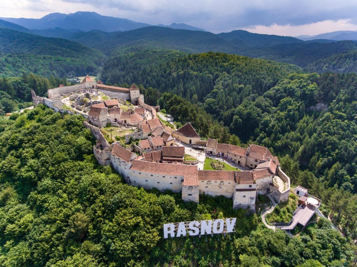 Rasnov Loft Lägenhet Exteriör bild
